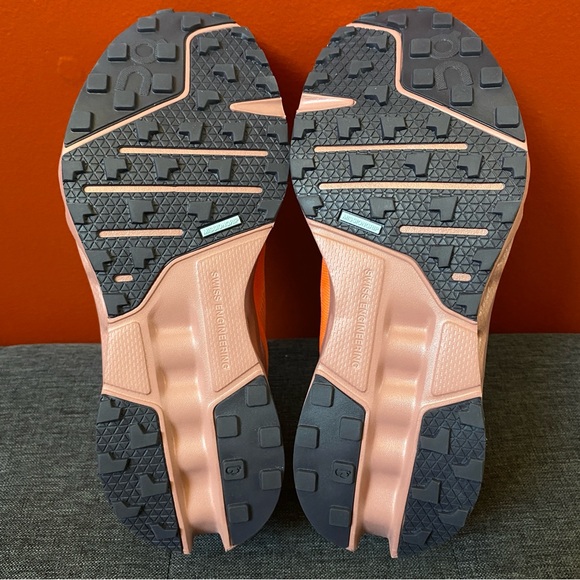 On Cloud Women's Cloudsurfer Trail Flame/Dustrose Sneakers Size 9.0 NEW - Picture 13 of 16